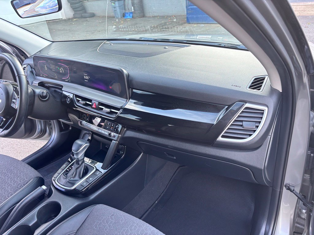 Used 2025 Kia Seltos S AWD/4WD image 27