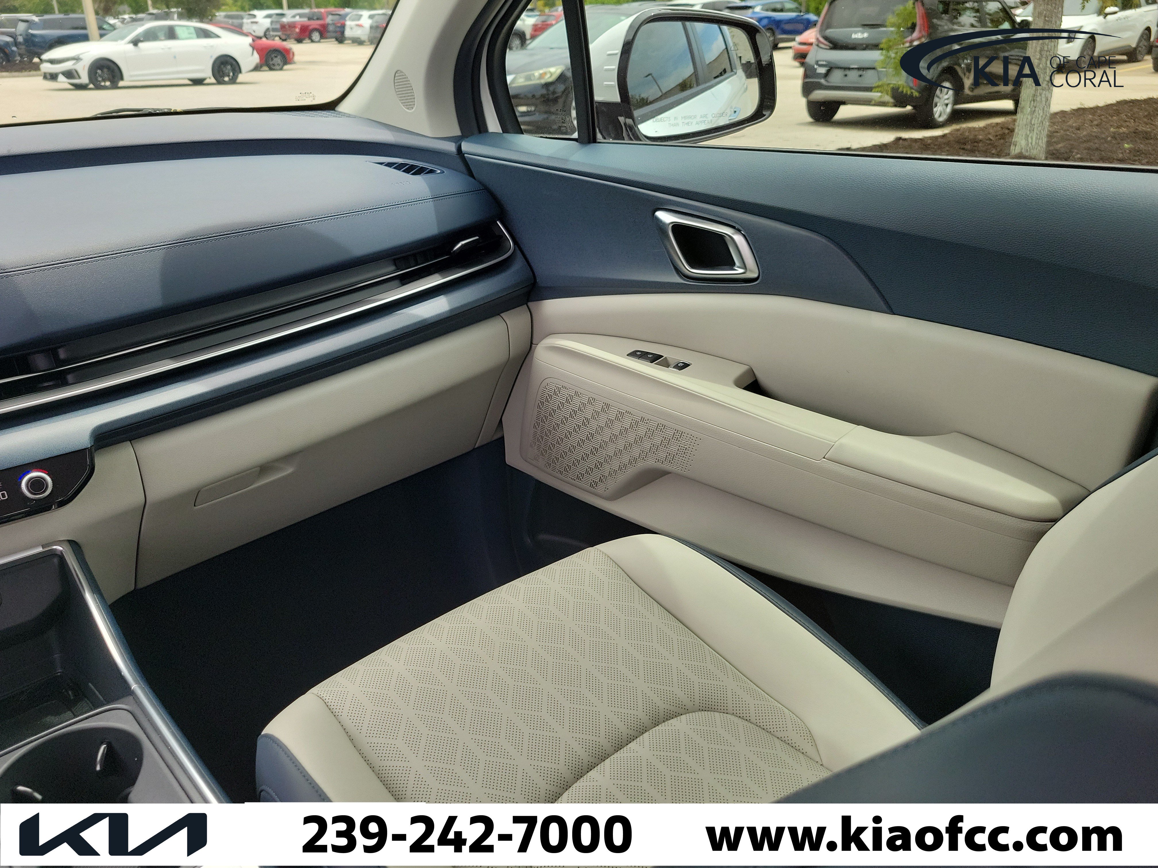 Certified 2026 Kia Carnival EX FWD image 19