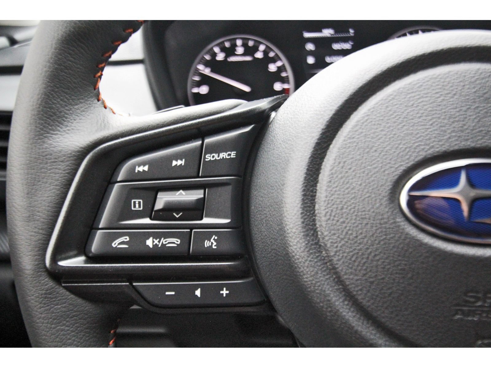 New 2026 Subaru Crosstrek 2.5i Limited w/ Crosstrek Mirror Package AWD/4WD image 13