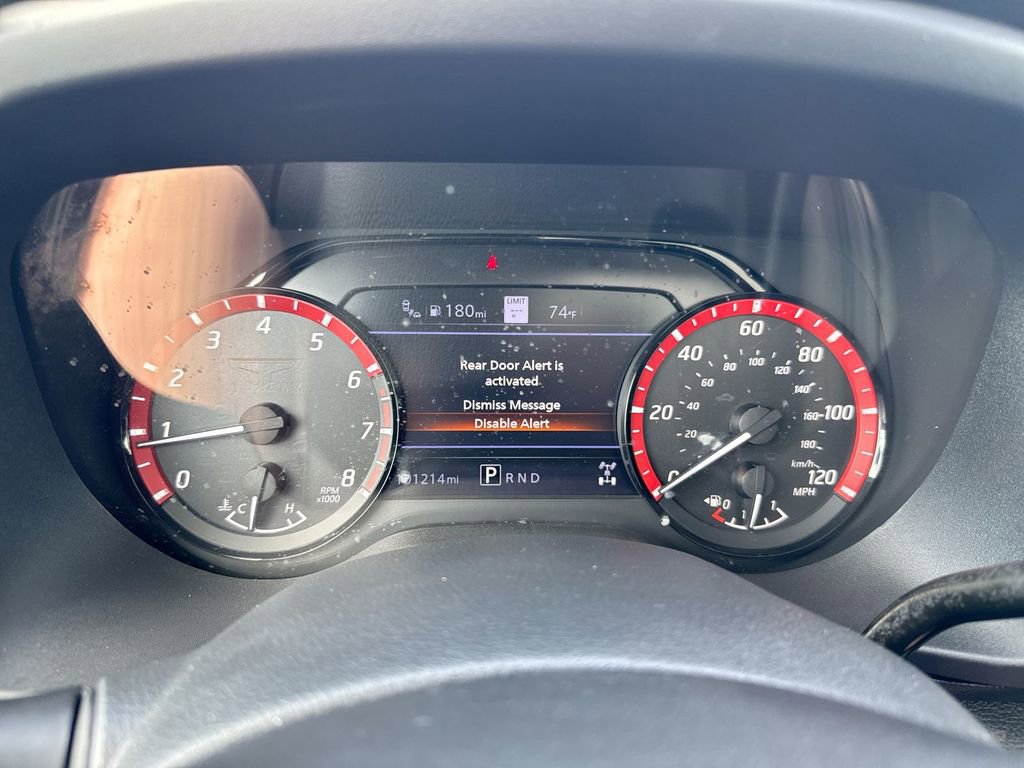 Used 2021 Nissan Titan PRO-4X w/ Pro-4x Convenience Package AWD/4WD image 12