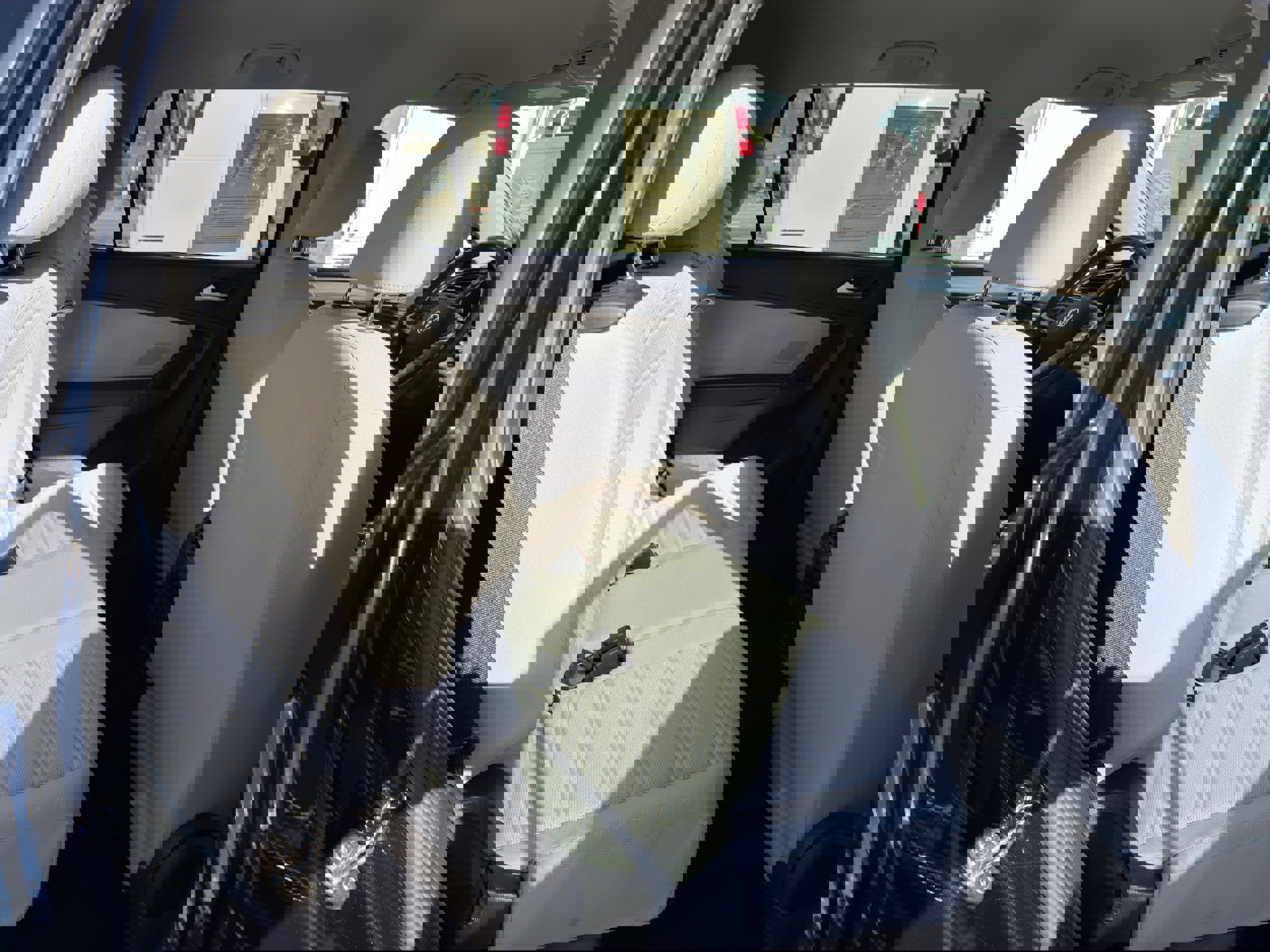 Used 2024 Volkswagen Tiguan S image 12