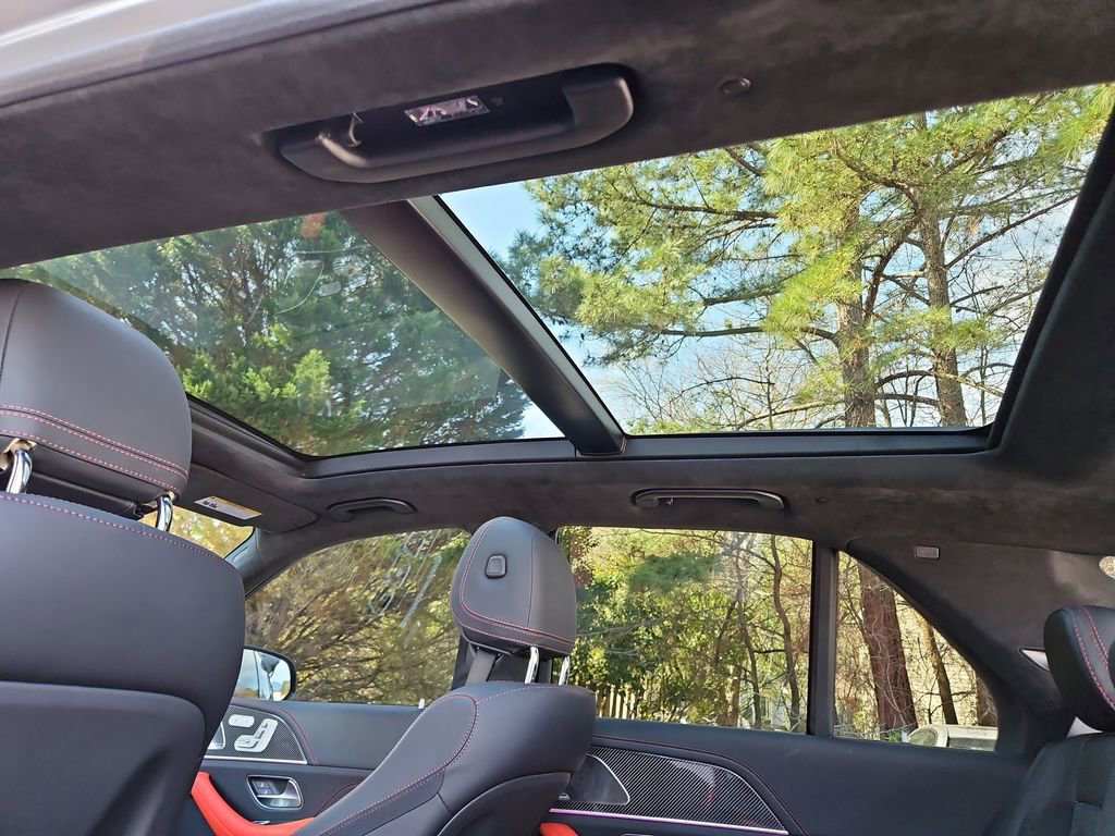 Used 2025 Mercedes-Benz GLE 63 AMG S image 26