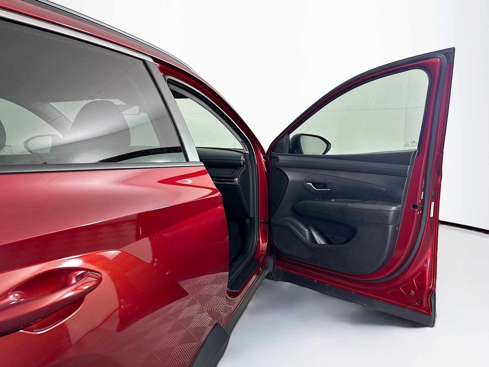 Used 2025 Hyundai Tucson SEL FWD image 31