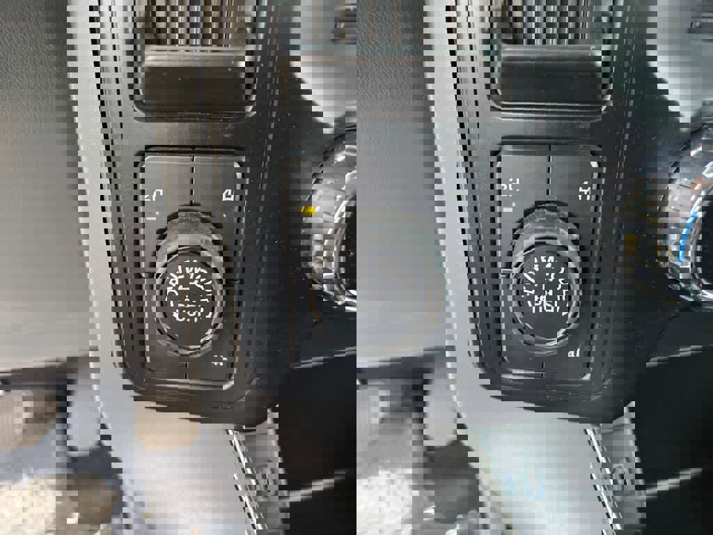 Used 2024 Ford F150 XLT w/ Mobile Office Package image 16