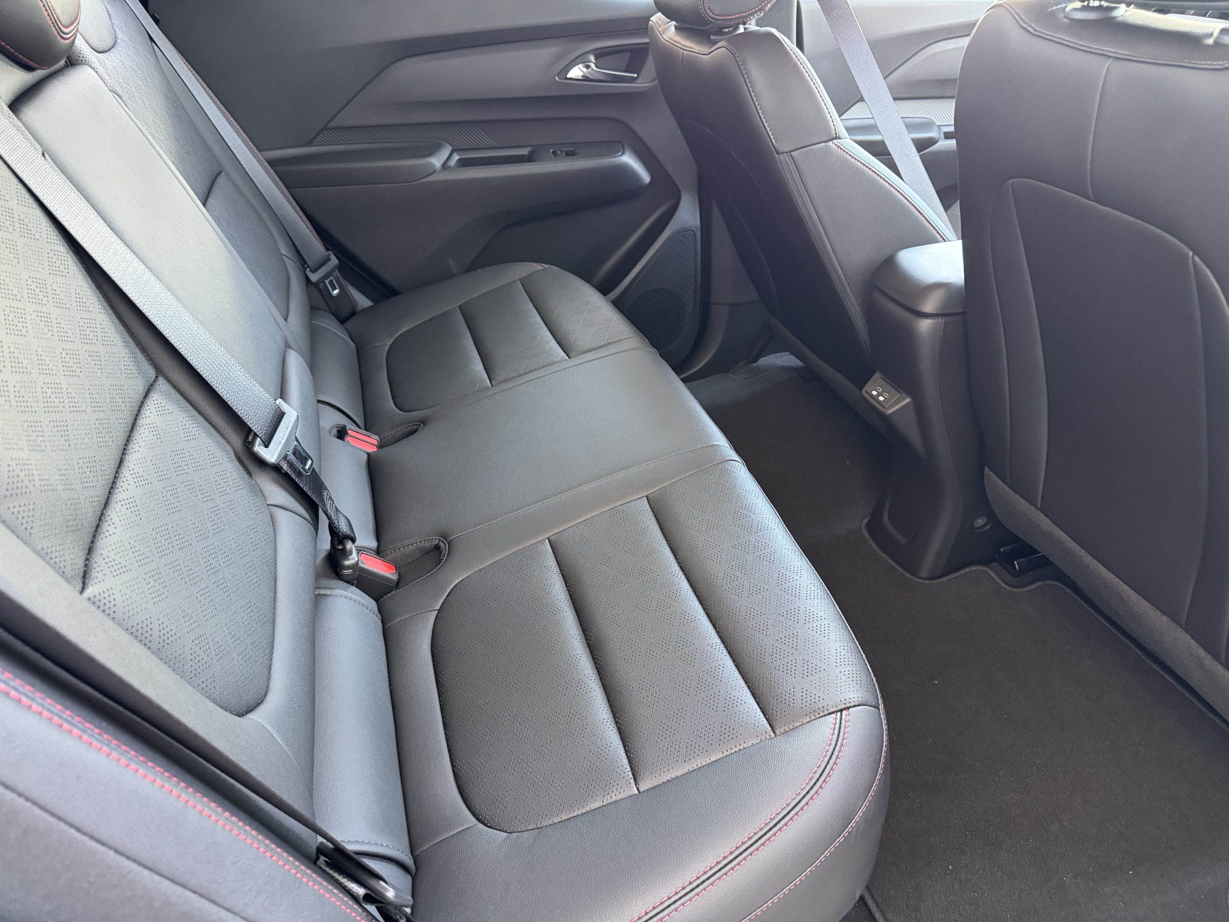 New 2027 Chevrolet Bolt RS w/ Technology Package FWD image 20