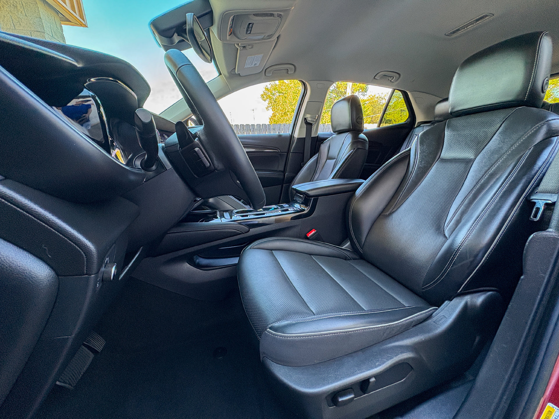 Used 2023 Buick Envision Essence FWD image 20