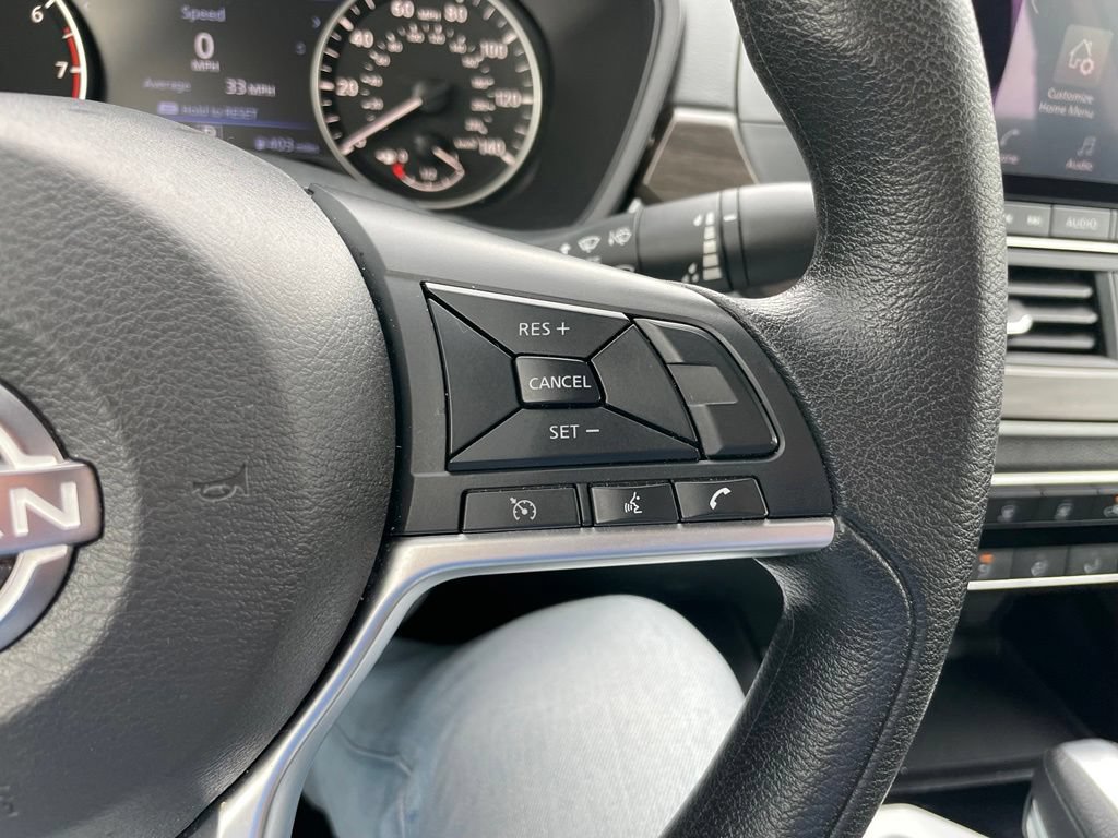 Used 2024 Nissan Altima 2.5 SV FWD image 17