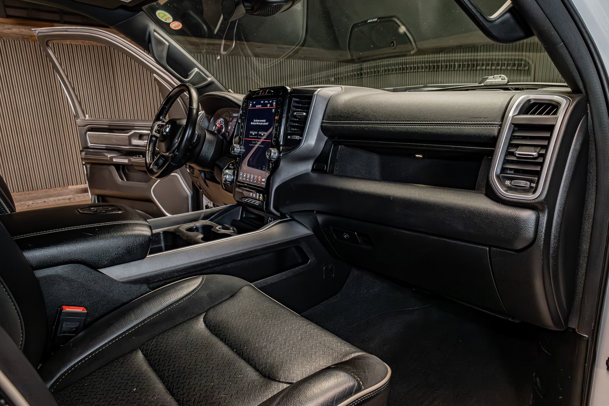 Used 2021 RAM 1500 Laramie image 16