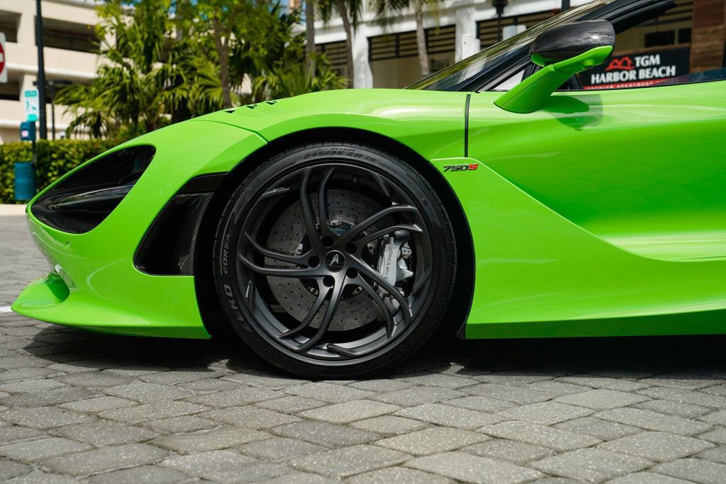 Used 2024 McLaren 750S Spider image 14