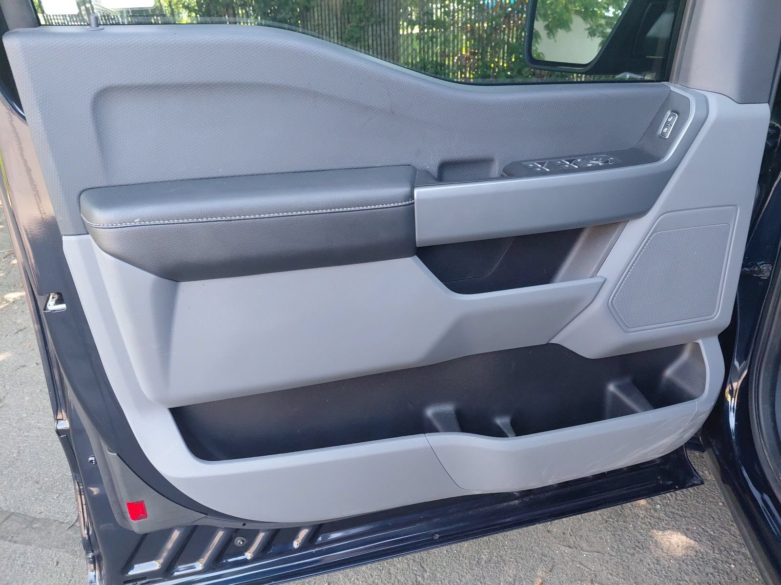Used 2022 Ford F150 XLT w/ Bed Utility Package AWD/4WD image 19