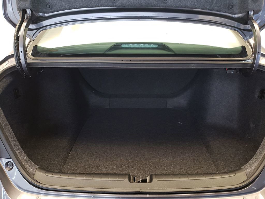 Used 2019 Honda Accord LX image 25