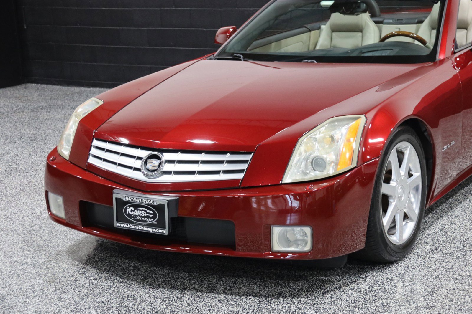 Used 2006 Cadillac XLR image 13