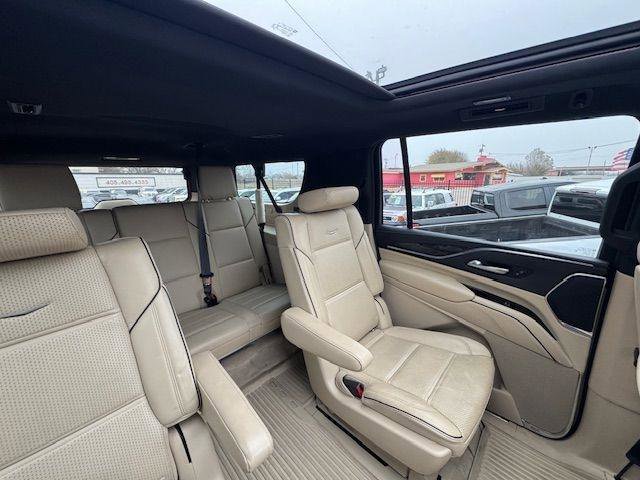 Used 2021 Cadillac Escalade ESV Premium Luxury AWD/4WD image 31