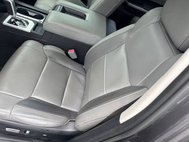 Used 2019 Toyota Tundra Limited w/ Limited Premium Package AWD/4WD image 12