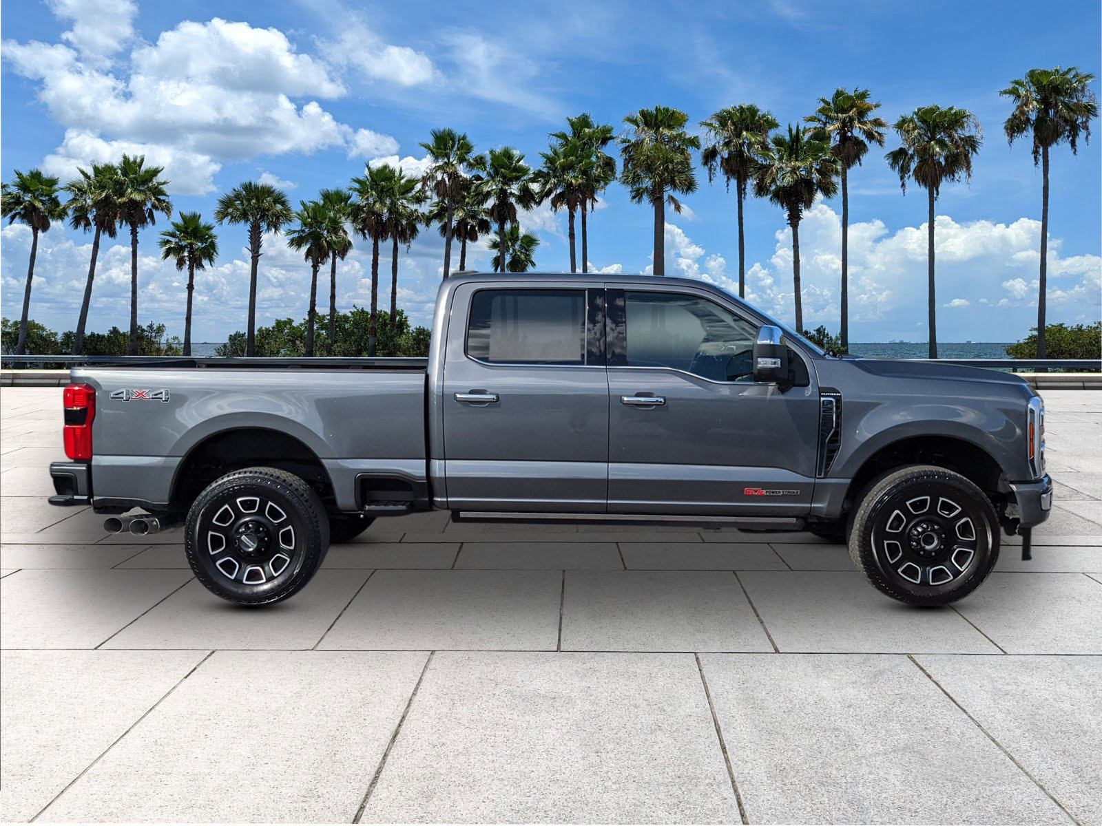 Used 2024 Ford F250 Platinum image 9