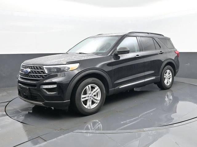 Used 2023 Ford Explorer XLT w/ Equipment Group 202A image 1