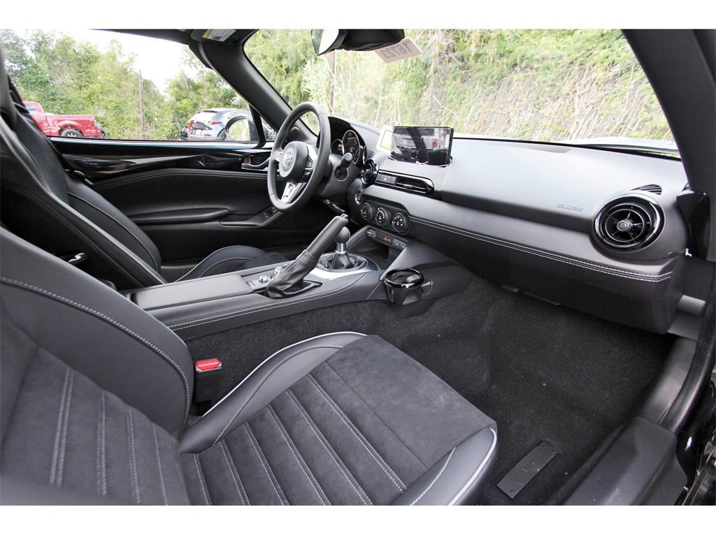 New 2025 MAZDA MX-5 Miata RF Club image 10