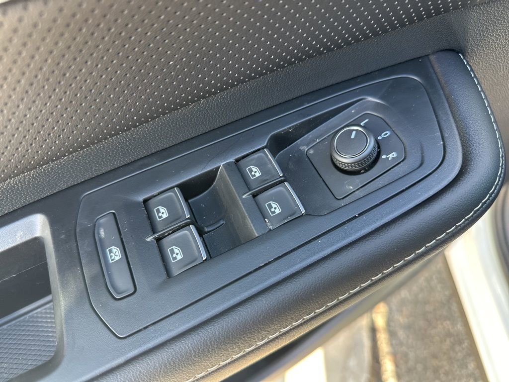 New 2026 Volkswagen Atlas SEL image 11