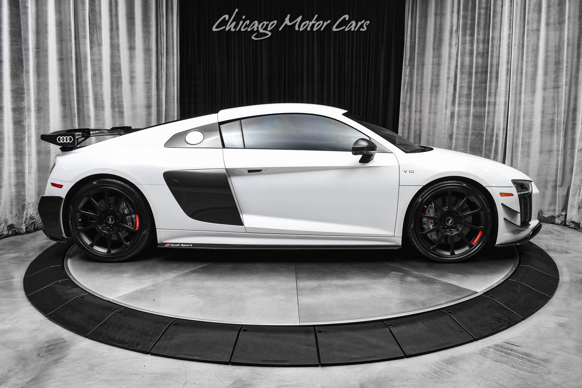 Used 2018 Audi R8 V10 plus image 44
