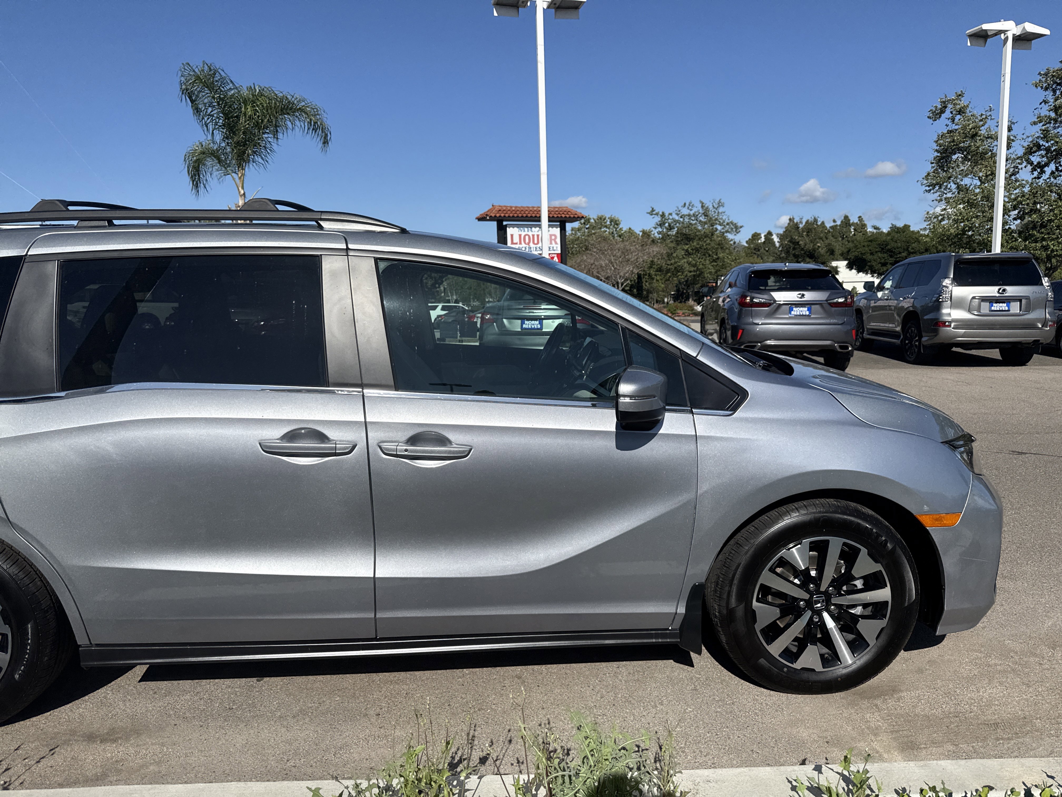 Certified 2025 Honda Odyssey EX-L image 8