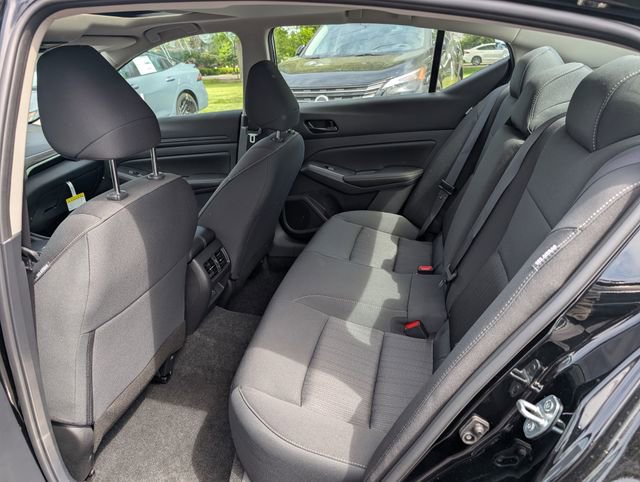 New 2026 Nissan Altima 2.5 SV w/ SV Special Edition Package AWD/4WD image 10