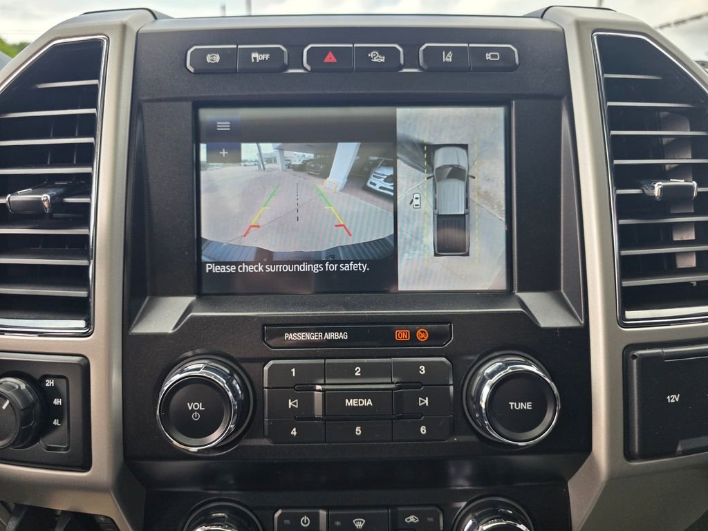 Used 2021 Ford F250 Lariat AWD/4WD image 17