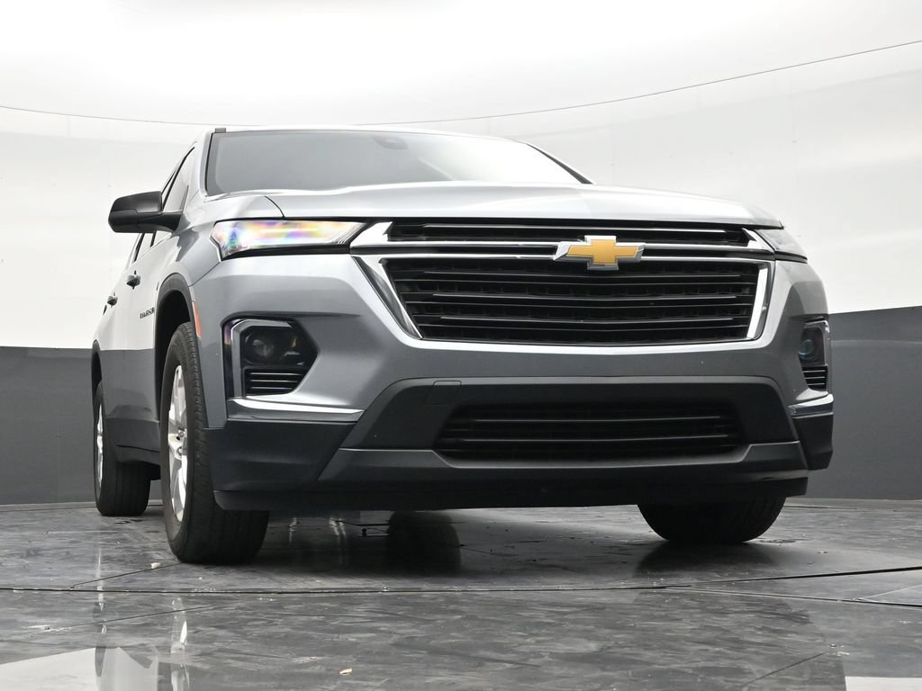 Used 2023 Chevrolet Traverse LS FWD image 26