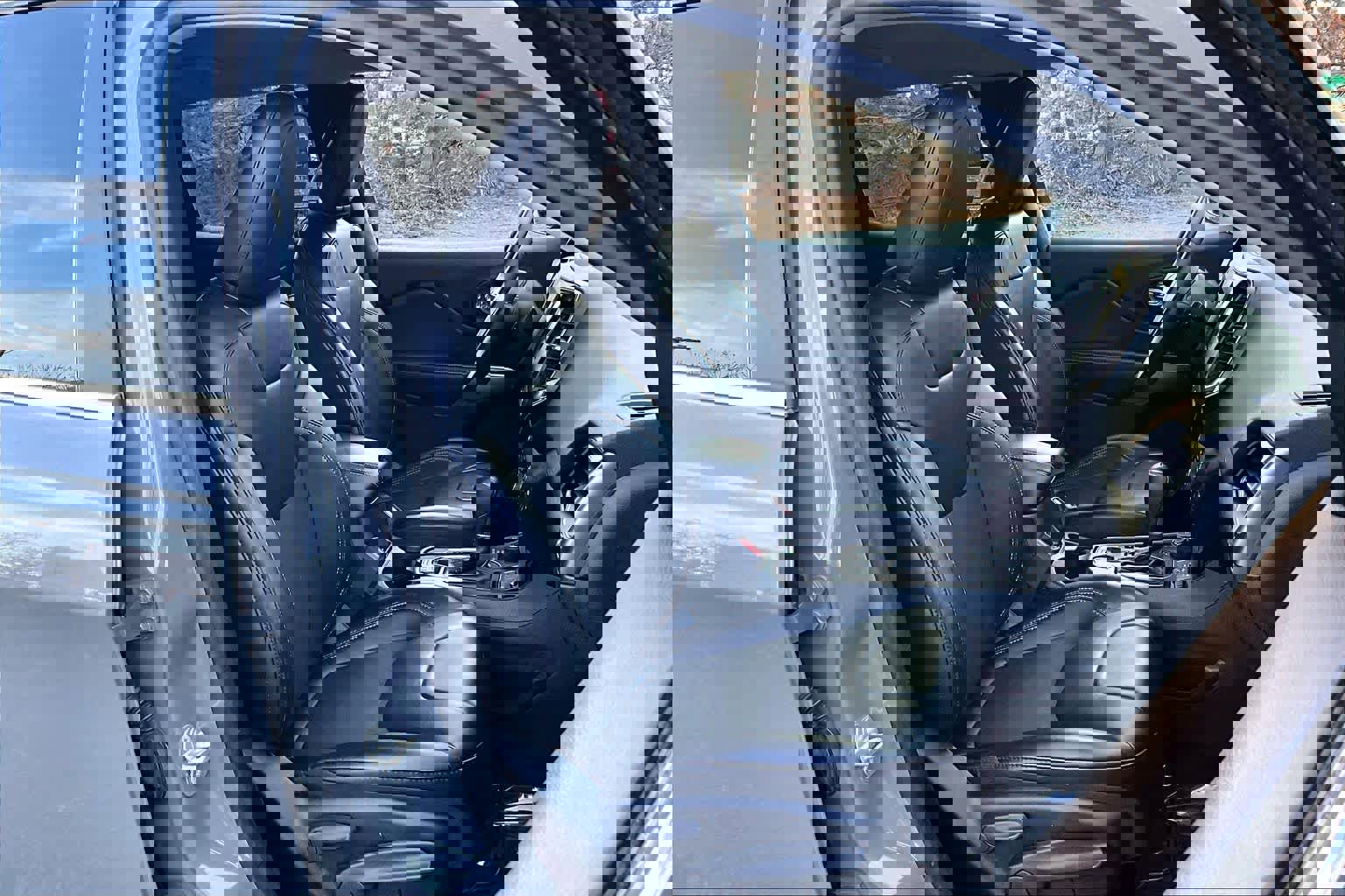 Used 2019 Jeep Cherokee Latitude Plus w/ Cold Weather Group image 8