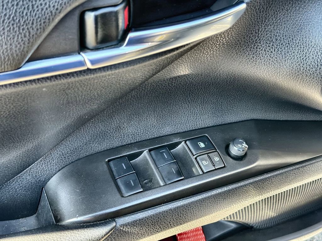 Used 2024 Toyota Camry SE w/ Convenience Package FWD image 19
