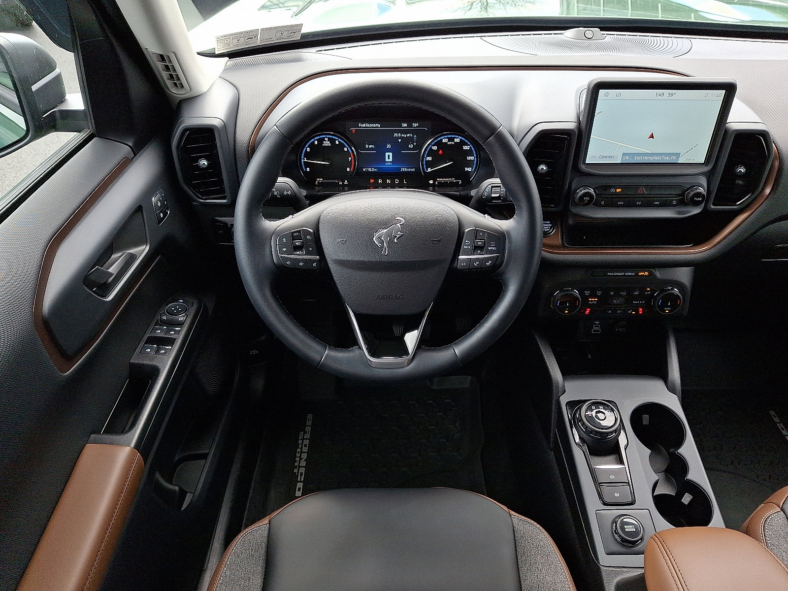 Used 2024 Ford Bronco Sport Outer Banks w/ Tech Package image 12