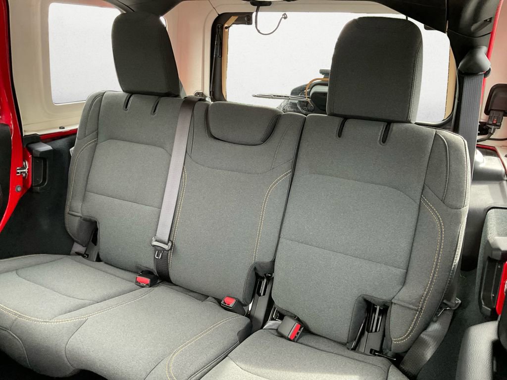 Used 2024 Jeep Wrangler Sport S image 9