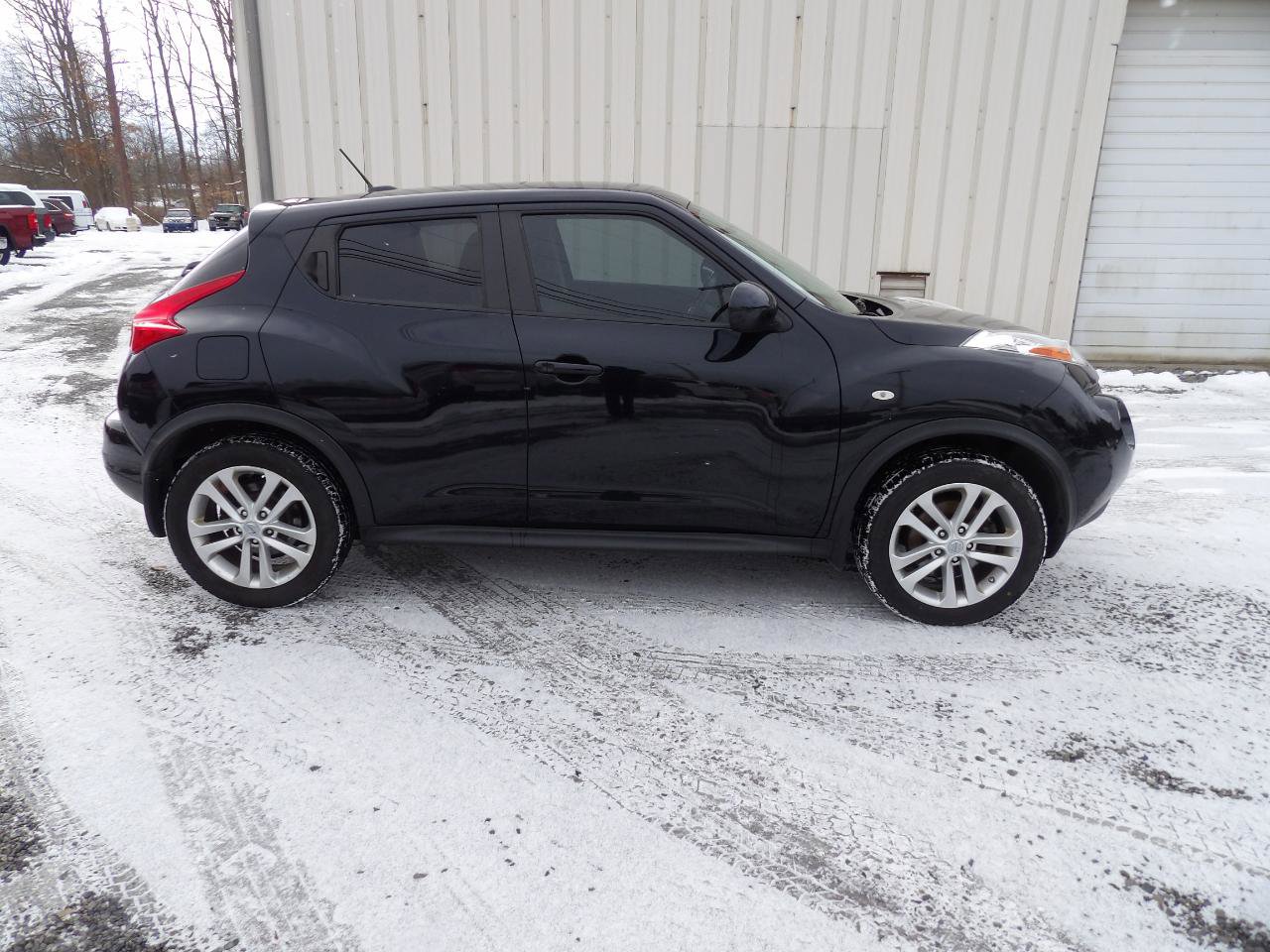Used 2013 Nissan Juke SV AWD/4WD image 1