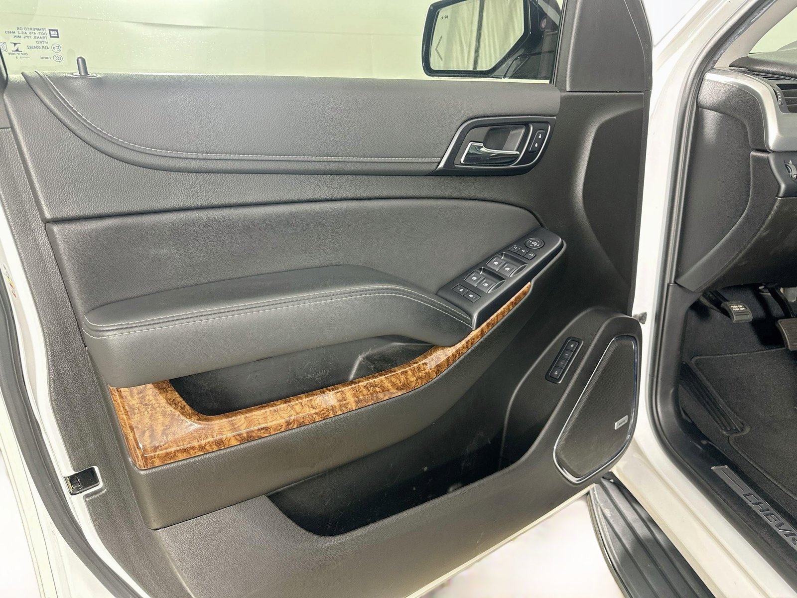 Used 2019 Chevrolet Tahoe Premier w/ RST 6.2L Performance Edition AWD/4WD image 16