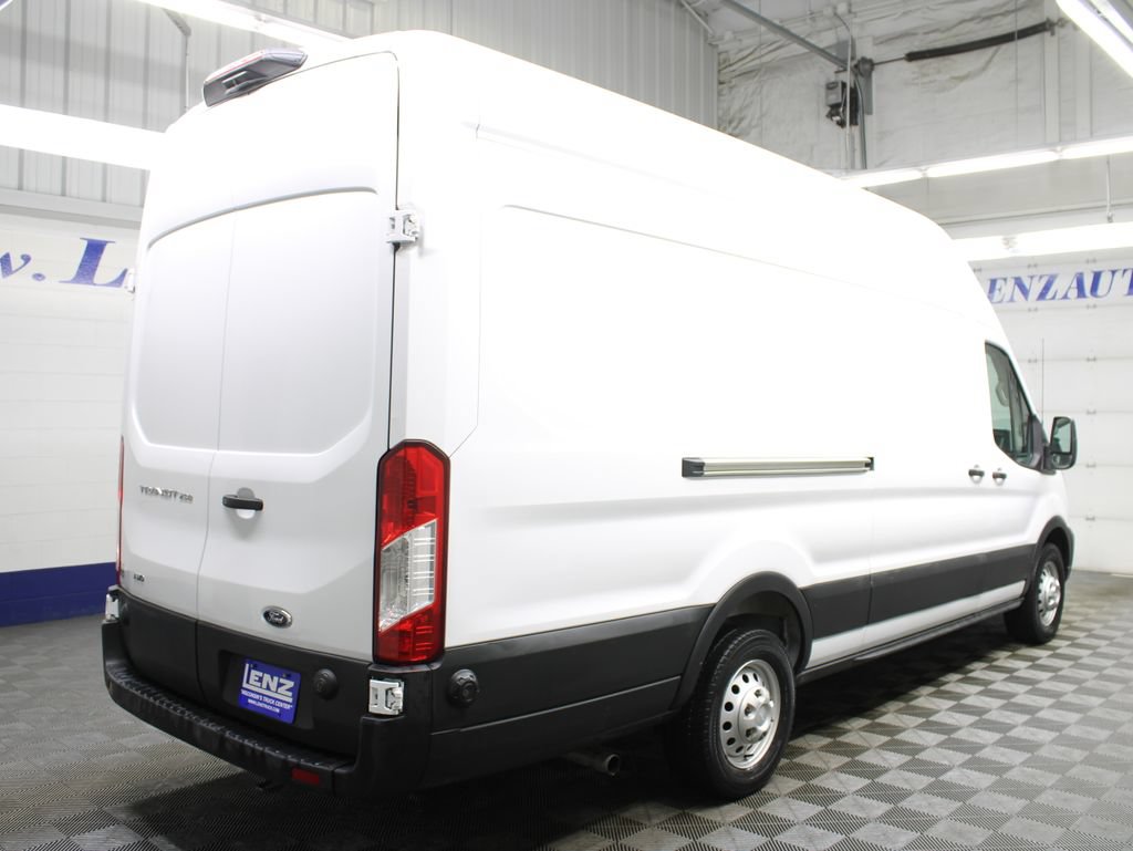 Used 2025 Ford Transit 250 148 High Roof Extended AWD w/ Load Area Protection Package image 5