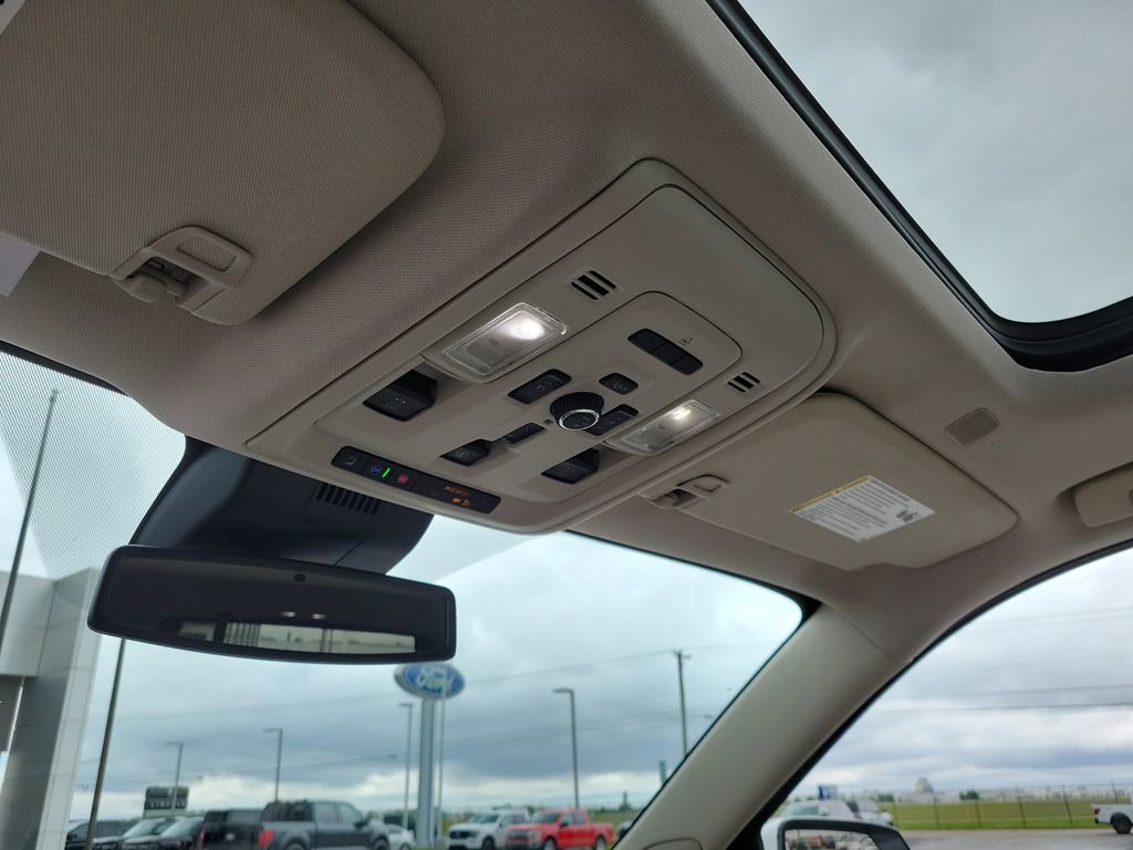 Used 2023 GMC Yukon Denali w/ LPO, Floor Liner Package AWD/4WD image 30