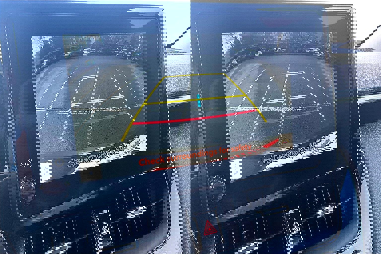 Used 2025 Toyota Corolla Cross XLE image 20