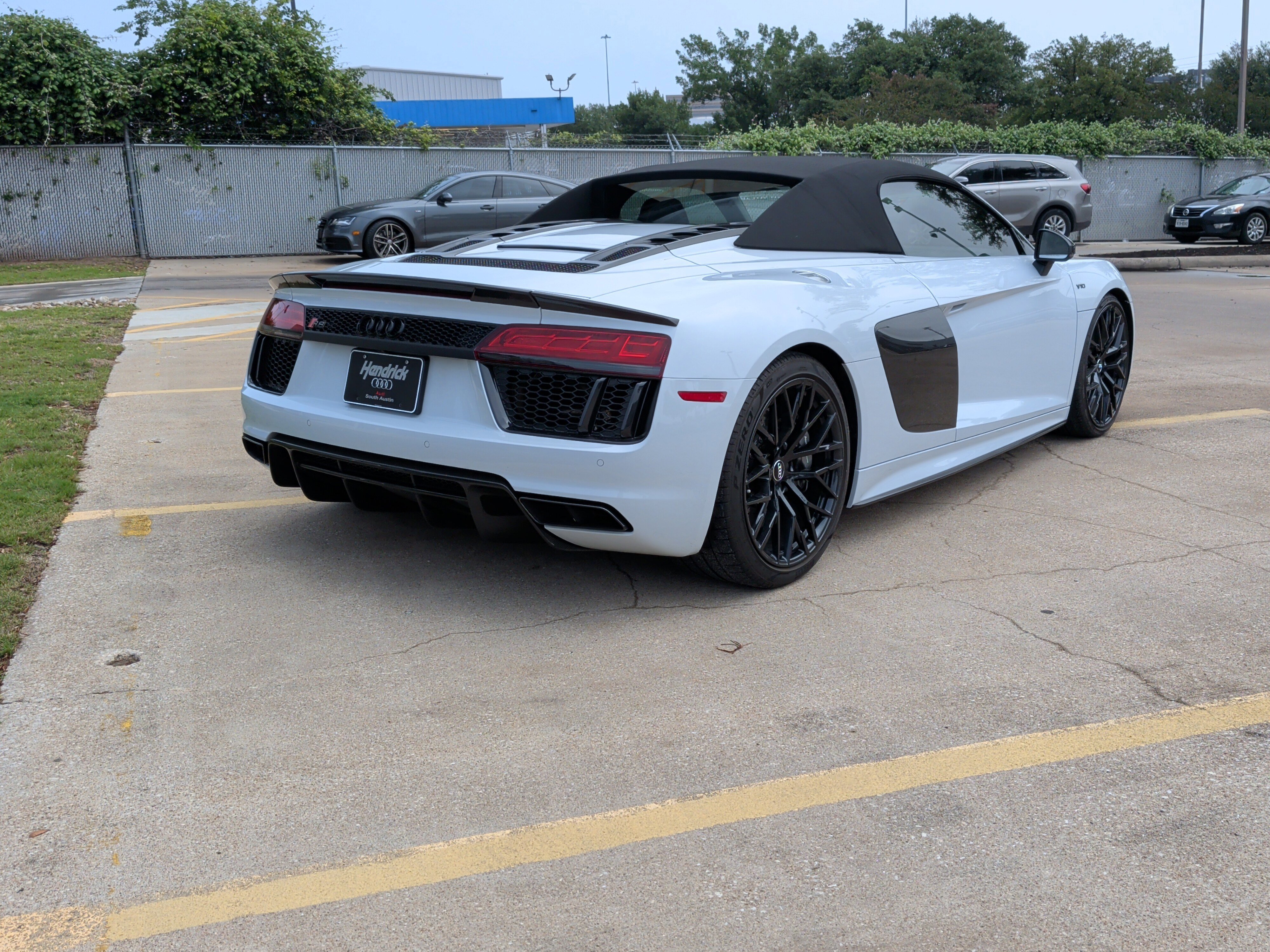 Used 2018 Audi R8 V10 plus AWD/4WD image 9