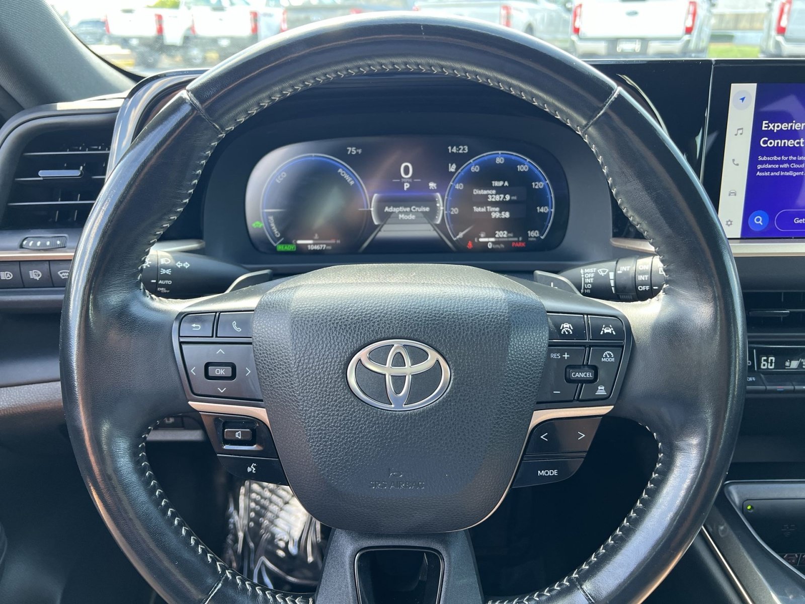 Used 2025 Toyota Crown Signia AWD/4WD image 16