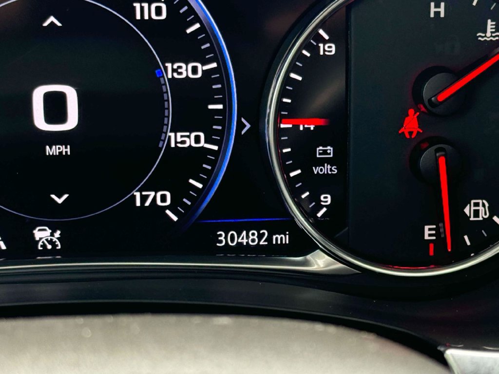 Used 2023 Chevrolet Traverse High Country AWD/4WD image 29