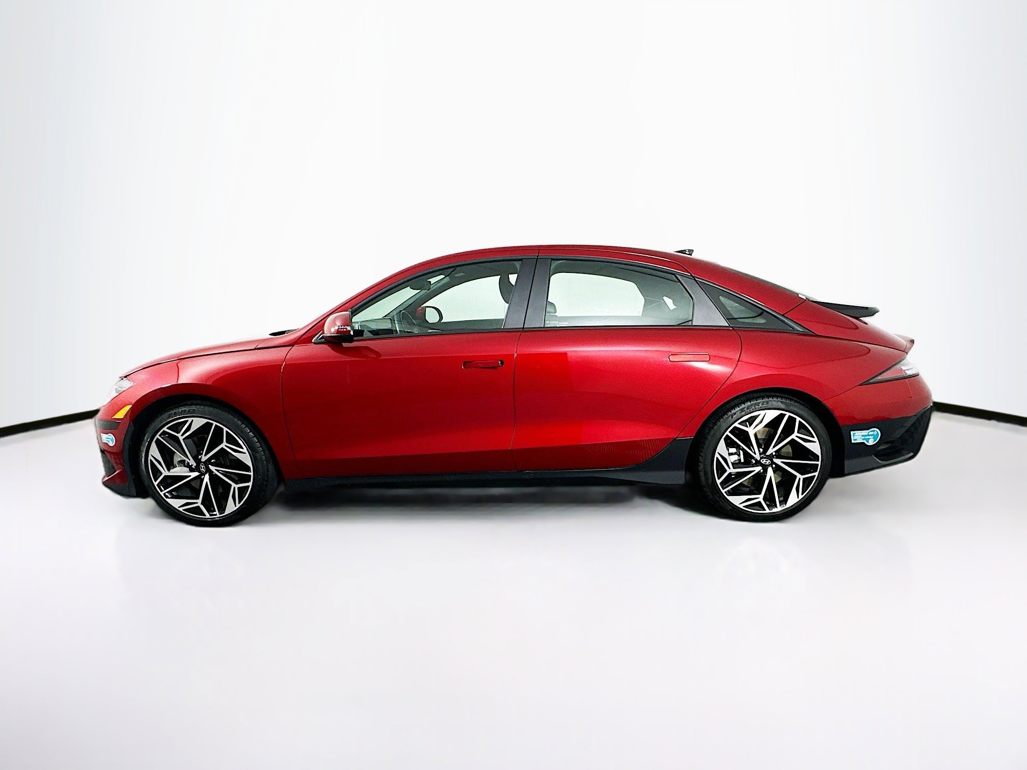 Used 2024 Hyundai Ioniq 6 SEL image 4