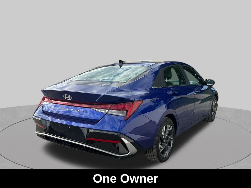 Used 2024 Hyundai Elantra SEL w/ Convenience Package FWD image 6