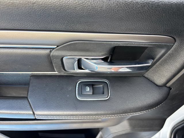 Used 2018 RAM 2500 Laramie w/ Sport Appearance Group AWD/4WD image 27