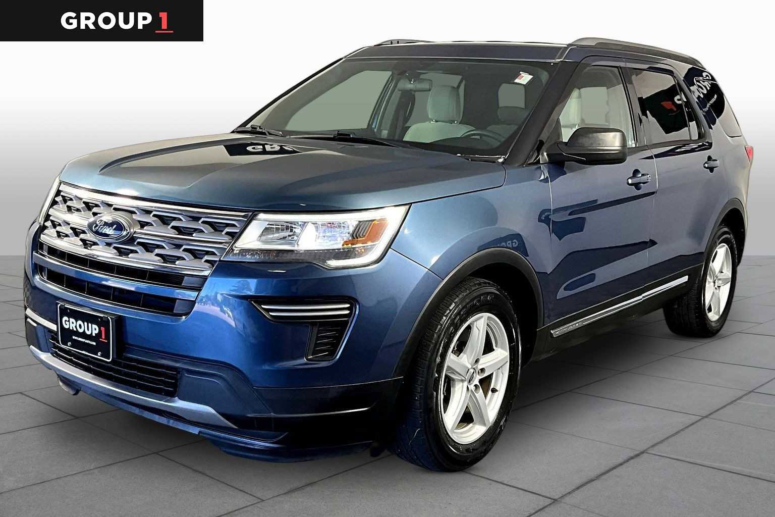 Used 2018 Ford Explorer XLT image 1