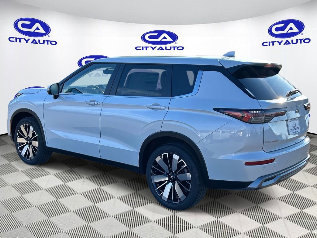 New 2026 Mitsubishi Outlander SE AWD/4WD image 5
