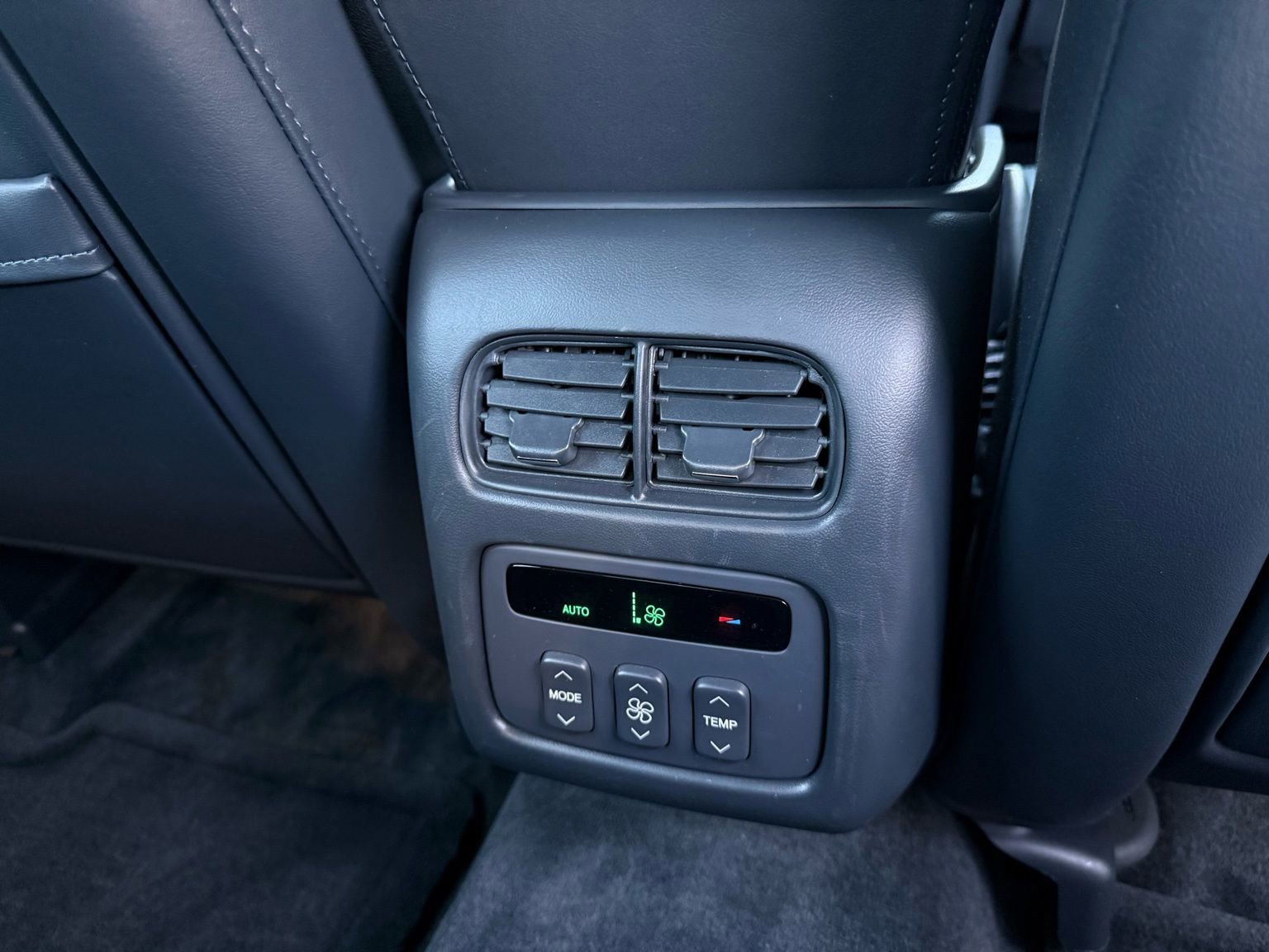 Used 2002 Cadillac De Ville image 31