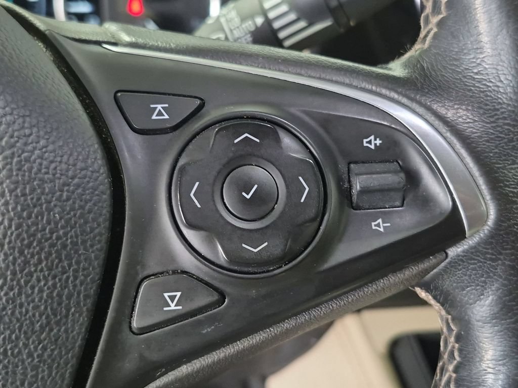 Used 2017 Buick Envision Premium AWD/4WD image 29