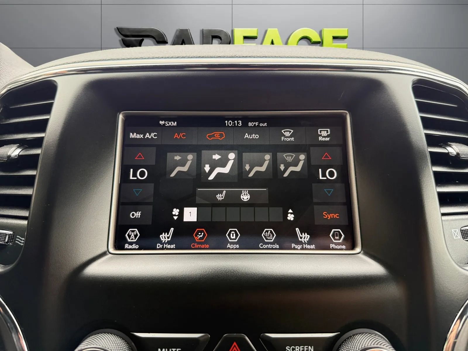 Used 2019 Jeep Grand Cherokee Laredo AWD/4WD image 36