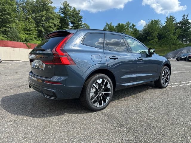 New 2026 Volvo XC60 B5 Plus w/ Protection Package Premier AWD/4WD image 7