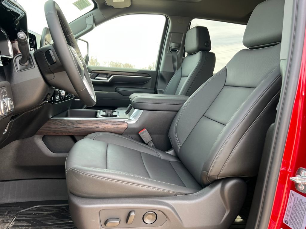 New 2026 GMC Sierra 2500 SLT w/ SLT Premium Package image 4