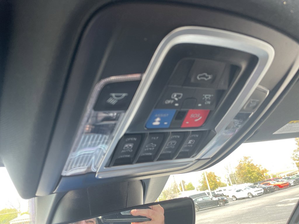 Used 2022 RAM 1500 Limited w/ Body Color Bumper Group image 18